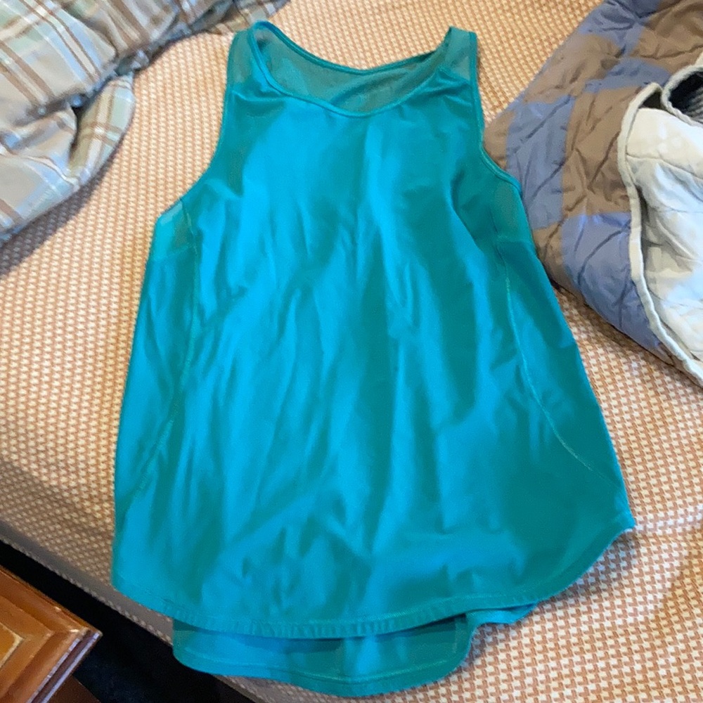Lulu lemon tank